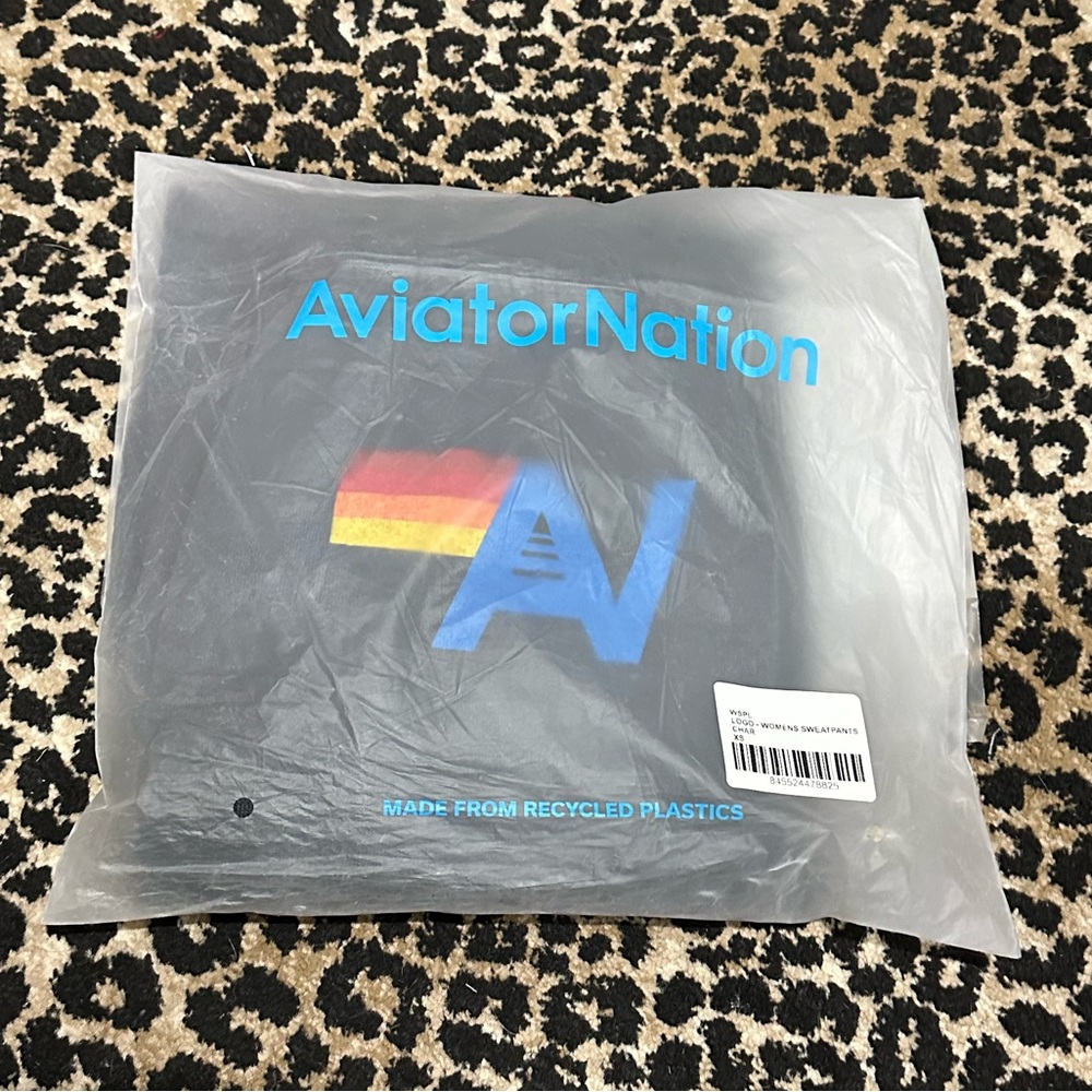 Aviator Nation Women’s Charcoal Logo Sweatpants
